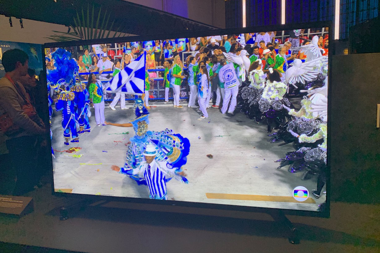 本田雅一のAVTrends】再びの“BMD”搭載、ソニー「8K液晶BRAVIA Z9G」の