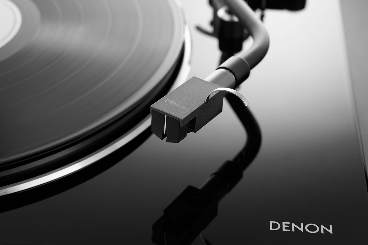 デノン、名機「DL-103」の性能を100%引き出した「DL-A110」 - AV Watch