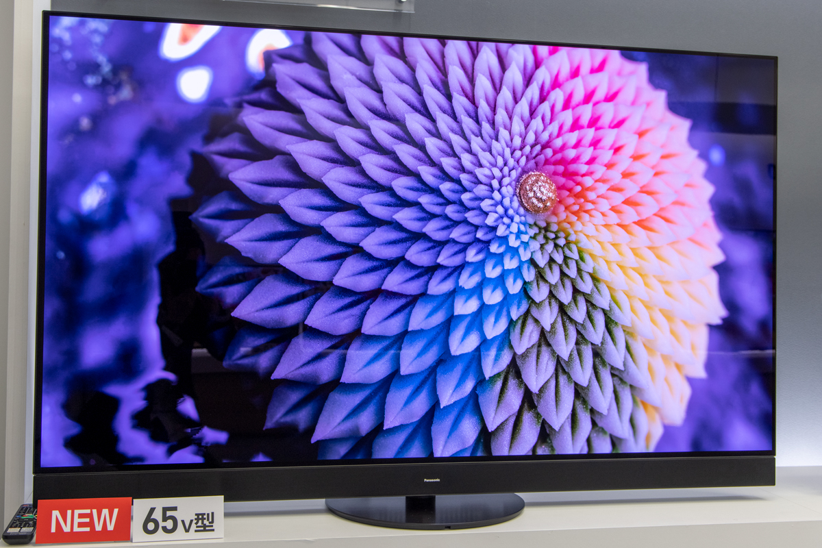 ビエラ最高峰の高コントラスト4K有機EL「JZ2000」。7.1ch/125W