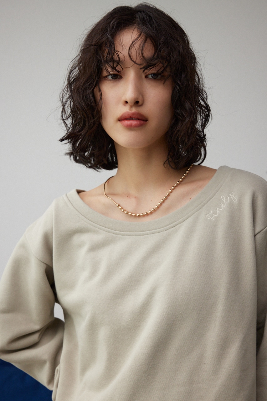 オフショルダーウラケトップス｜WOMEN｜250HAT90-506I｜AZUL BY MOUSSY