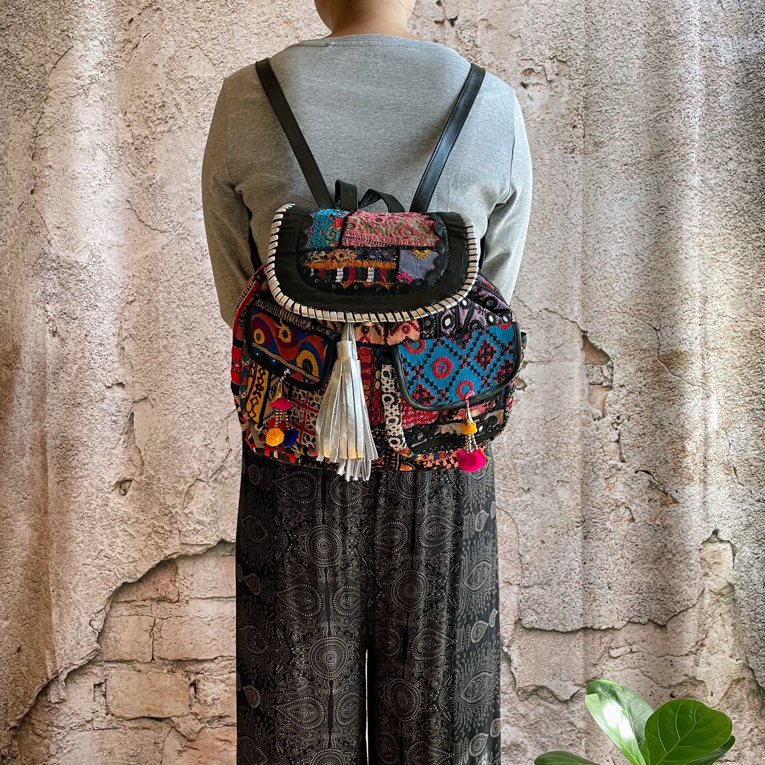 BMB-20 ダーク系シルバータッセルカッチ刺繍ミラーワークエスニック