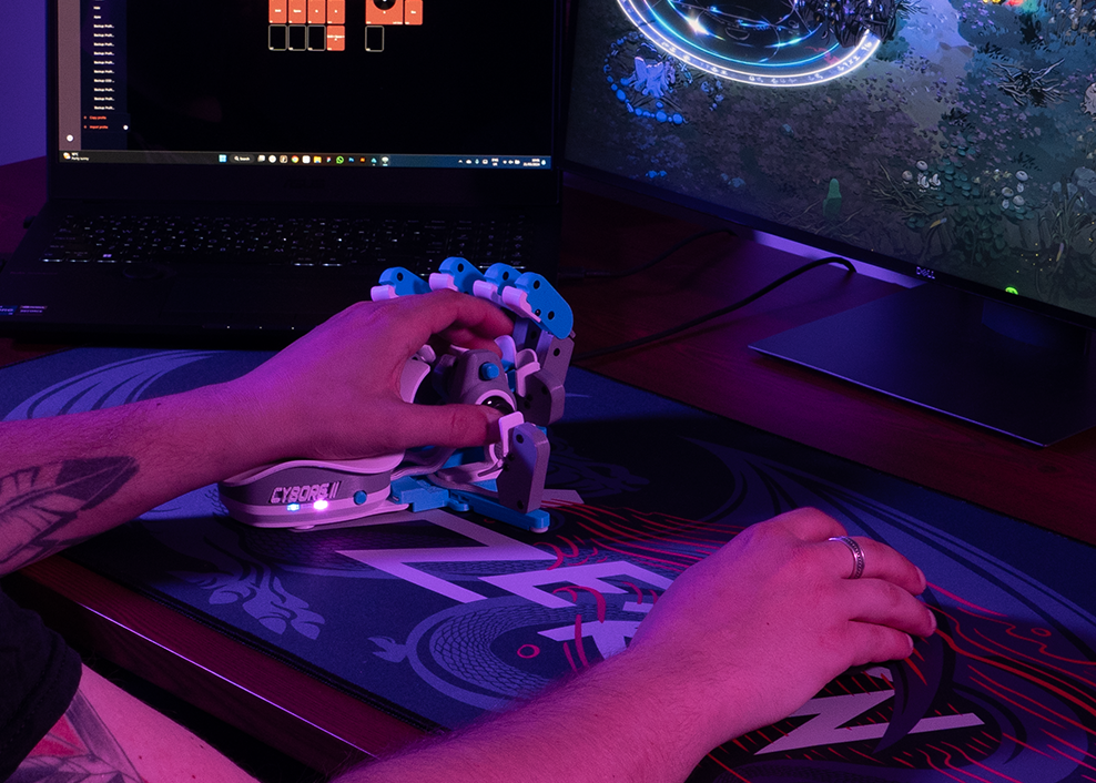 Black Cyborg II Gaming Keypad - Ultimate Ergonomic Keypad