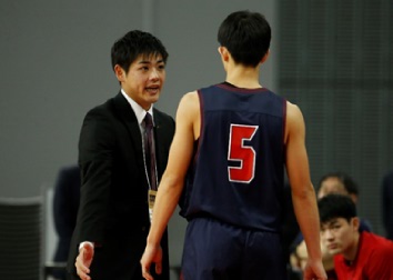 片峯聡太監督（福岡大附大濠高）が語る “こだわり”の指導論 »月バス