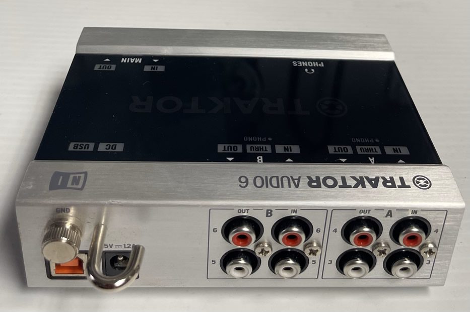 Buy Native Instruments TRAKTOR Scratch A6 AUDIO 6 (USED) Online