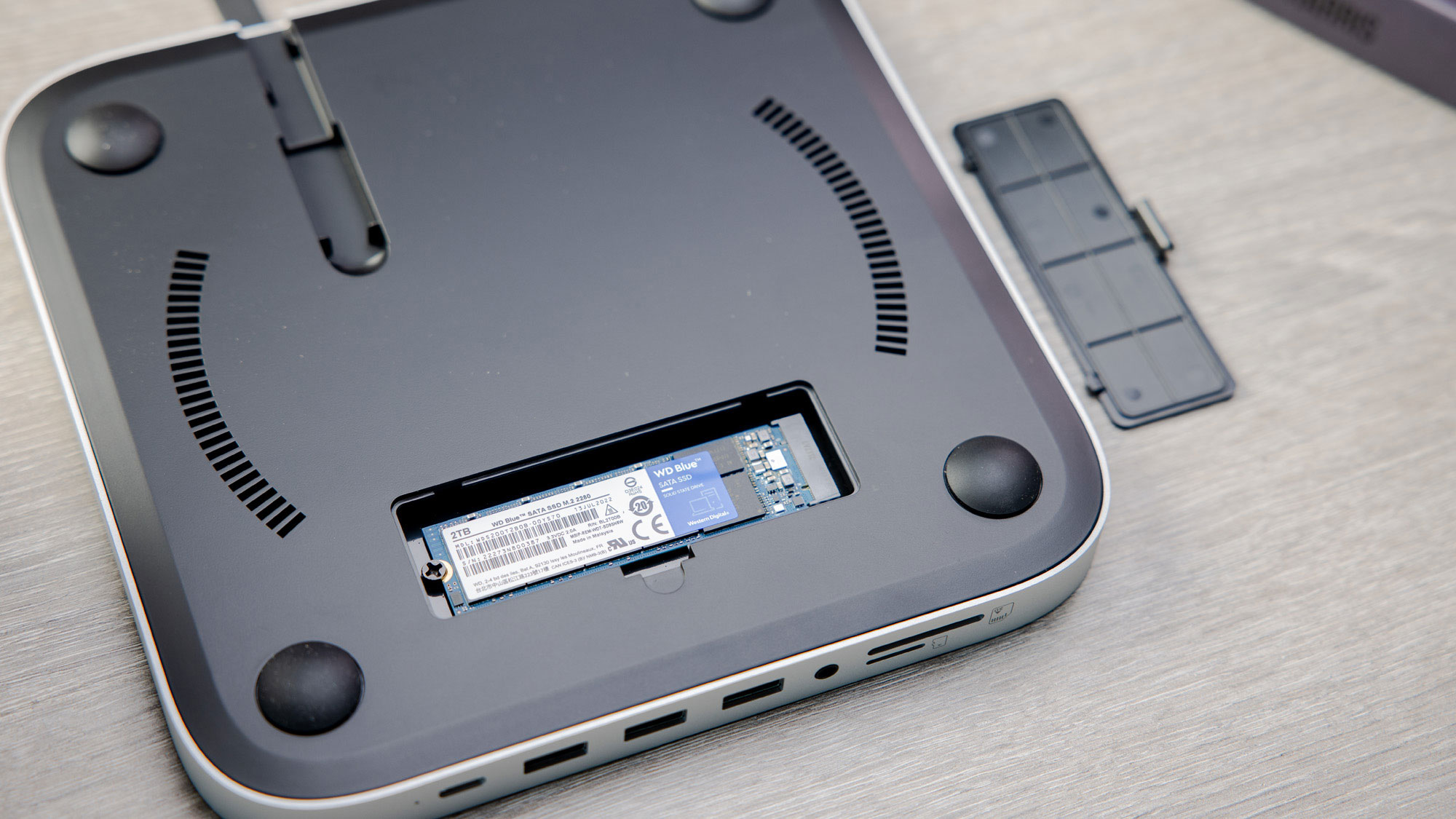 Satechi Stand & Hub for Mac mini with NVMe SSD Enclosure review