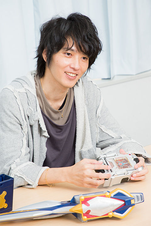 CSMブレイバックル発売記念！剣崎一真役・椿 隆之氏 インタビュー