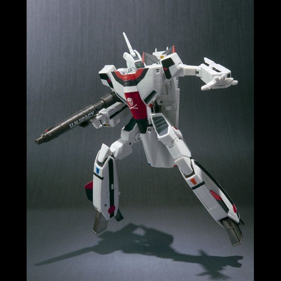 VF HI-METAL VF-1Aバルキリー(一条輝機) | フィギュア | アニメグッズ