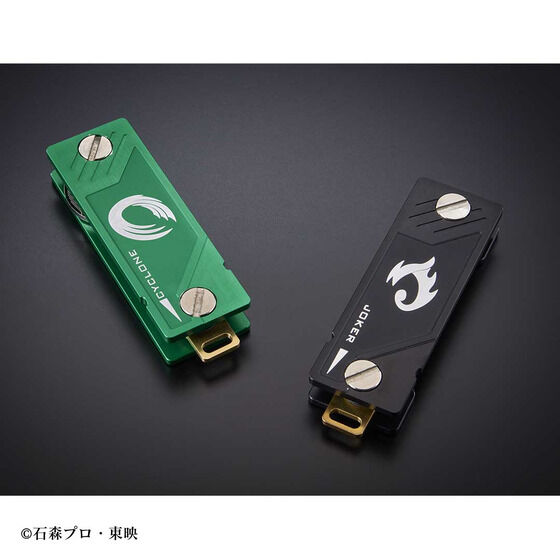 仮面ライダーW「KeyItem GAIAMEMORY CYCLONEMEMORY / JOKERMEMORY」が