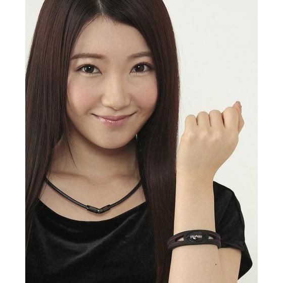 仮面ライダーシリーズ×RAKUWAネックX50 Vタイプ 【phiten（ファイテン