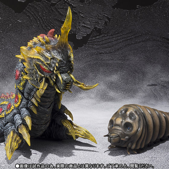 S.H.MonsterArts モスラ（幼虫）＆バトラ（幼虫）セット | フィギュア
