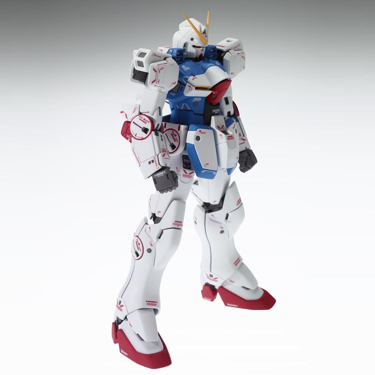 MG 1/100 LM312V04 Vガンダム Ver.Ka｜バンダイ ホビーサイト
