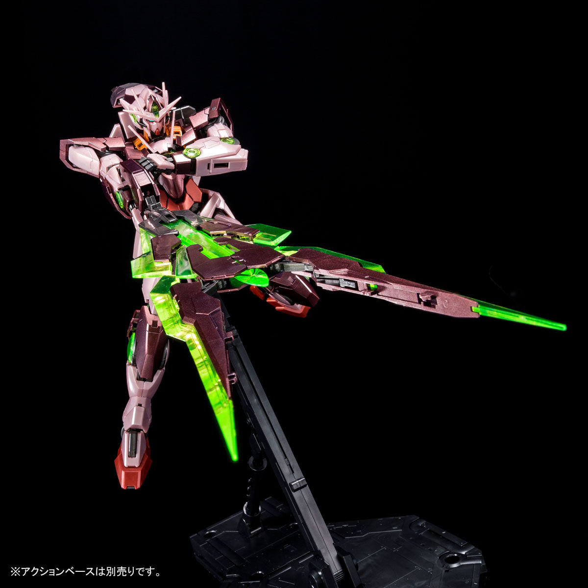 MG 1/100 ダブルオークアンタ (トランザムモード) [スペシャル