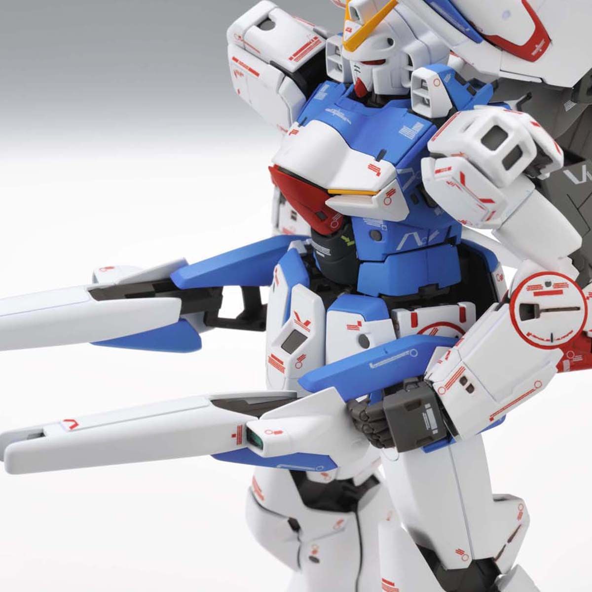 MG 1/100 Vダッシュガンダム Ver．Ka | ガンダムシリーズ