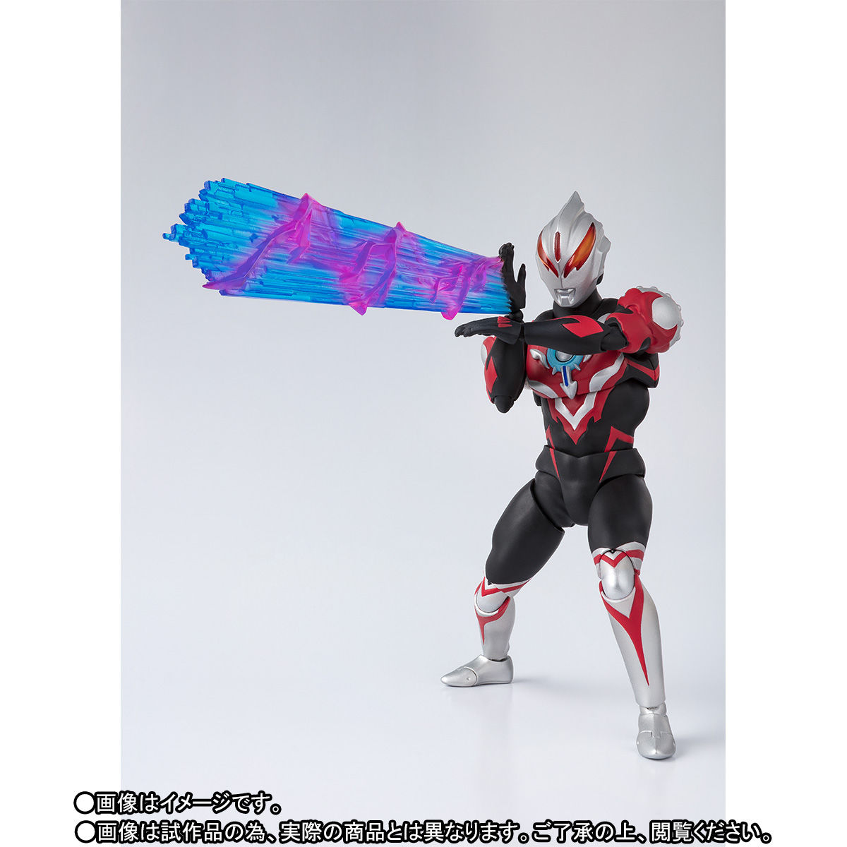 先着販売】S.H.Figuarts ウルトラマンオーブ サンダーブレスター