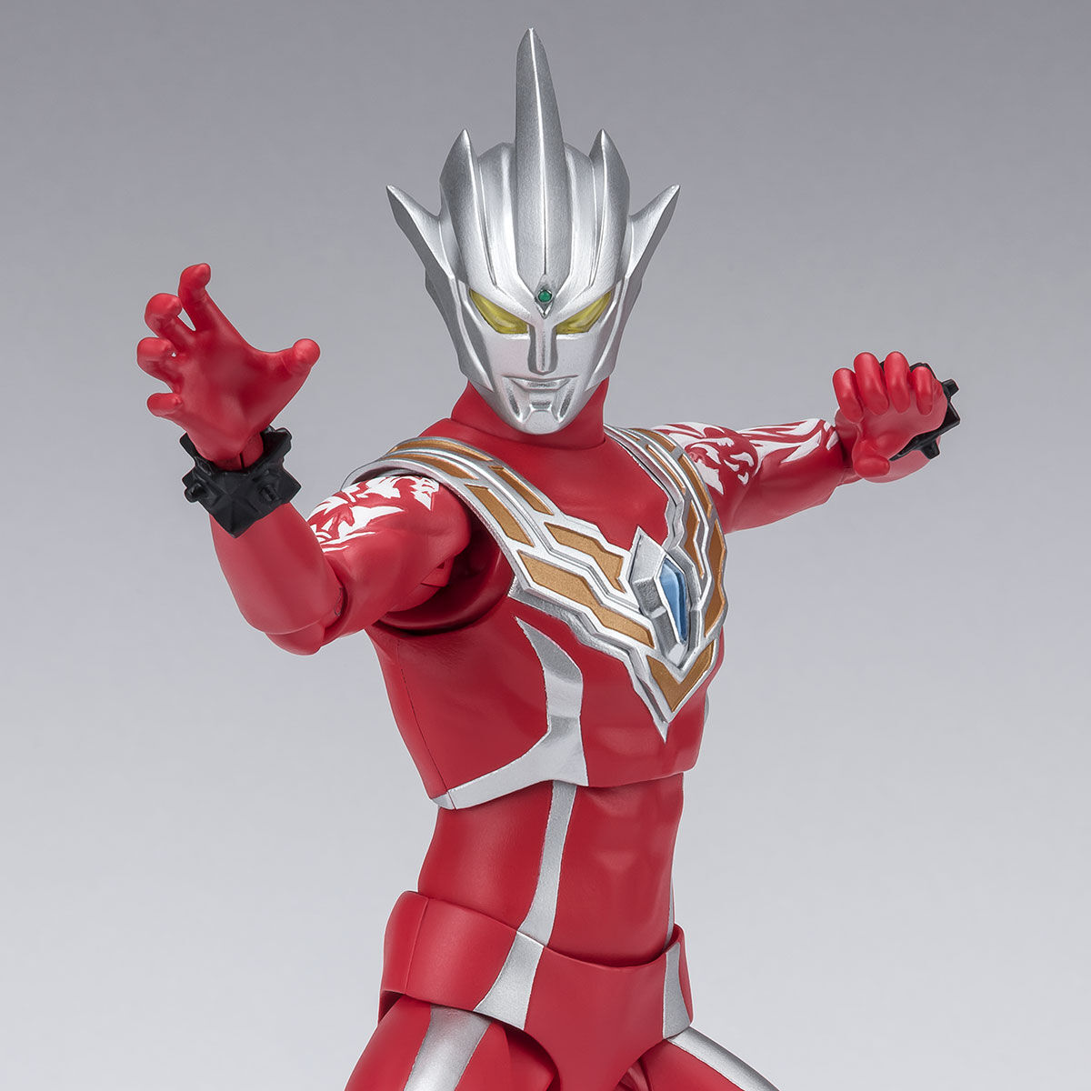 抽選販売】S.H.Figuarts ウルトラマンレグロス | ウルトラマンシリーズ