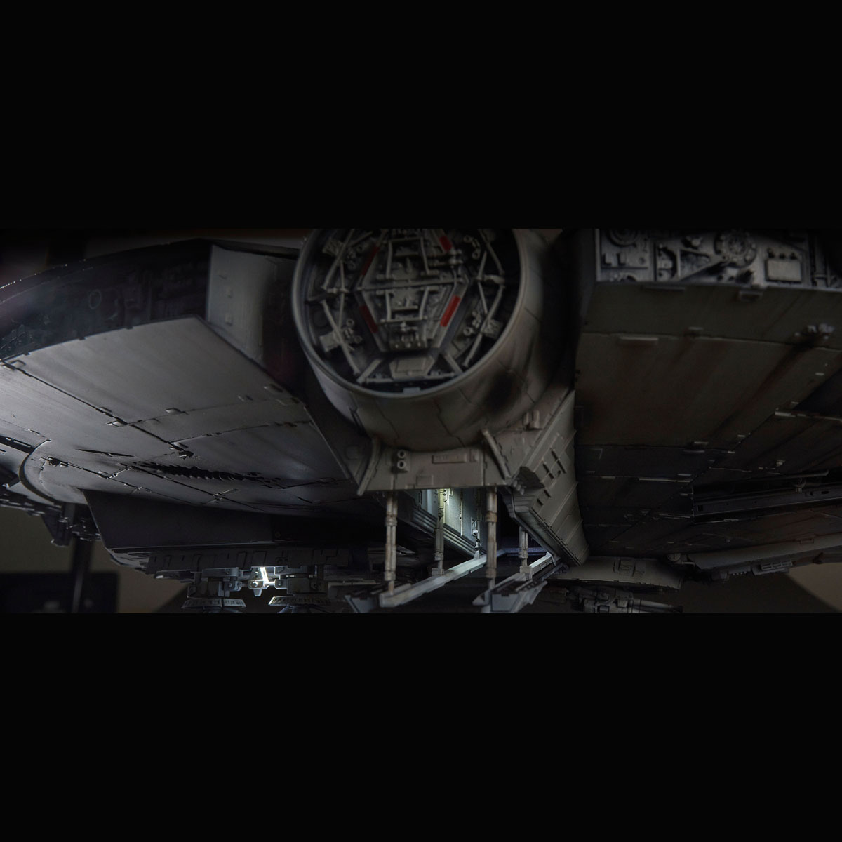 PERFECT GRADE 1/72 ミレニアム・ファルコン【再販】【2次：2025