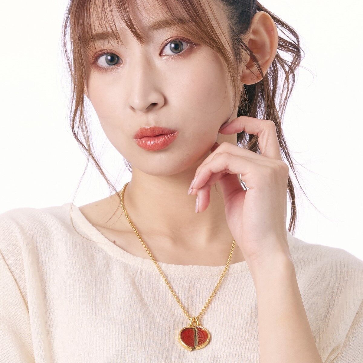 仮面ライダーオーズ／OOO アンクの割れたメダルペンダント | 仮面