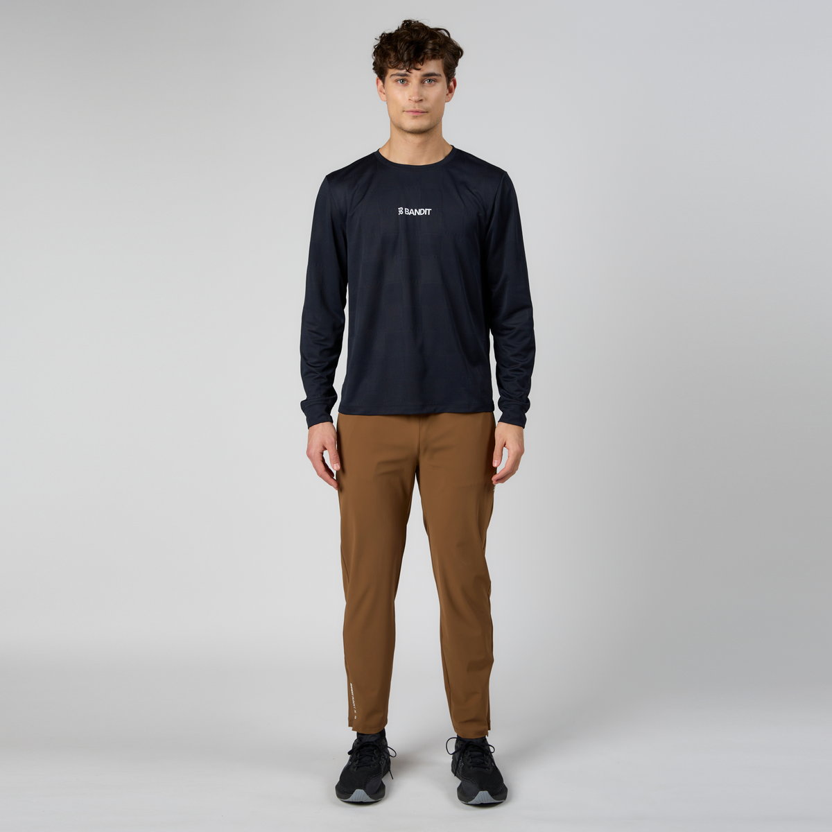 Jacquard Performance Long Sleeve Tee in Black | Bandit Running