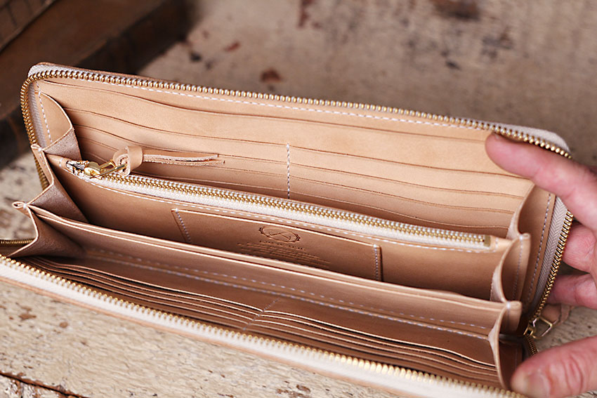 過去最大！特大サイズでオーダーメイド～ヌメ革、ラウンドファスナー長