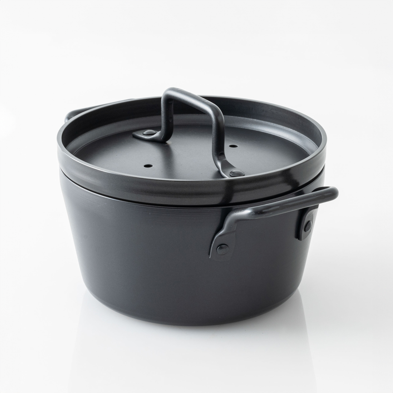 料理家・松田美智子さんの「鉄の小さなごはん鍋（小）」 | 天然生活