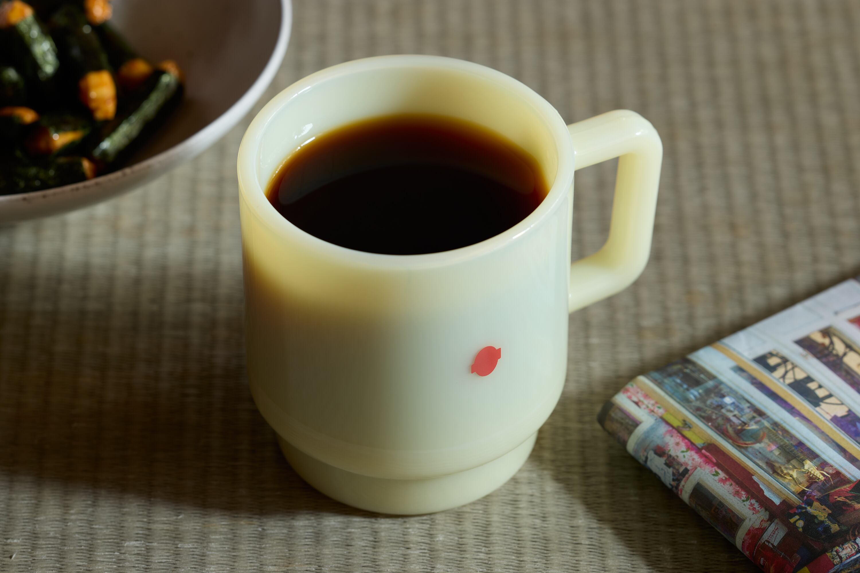 TSUNAGU craft社のオールドミルクガラス | Coffee Supreme Japan