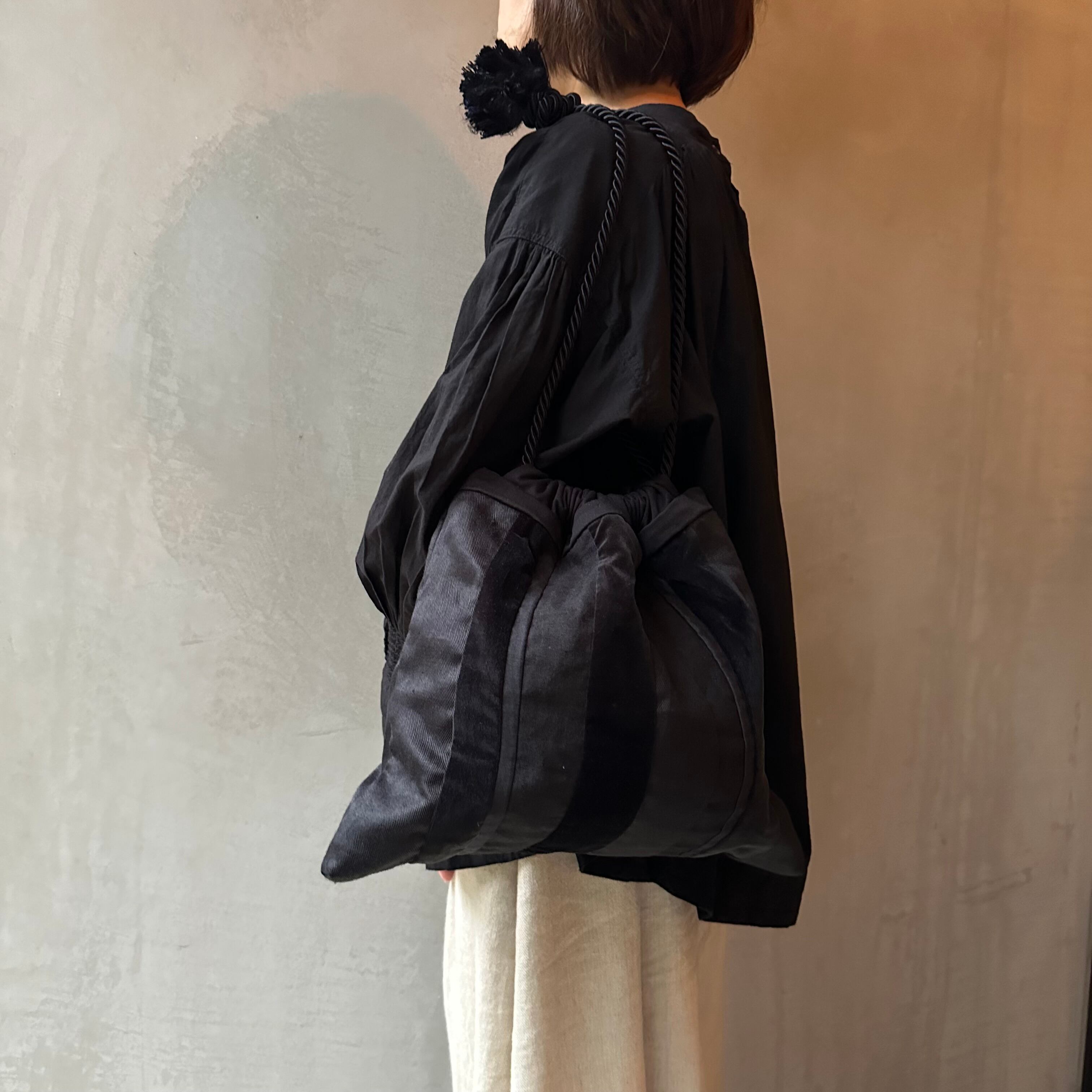 纏の美】online shop販売のお知らせ 百田むつみさん | gallery 一白