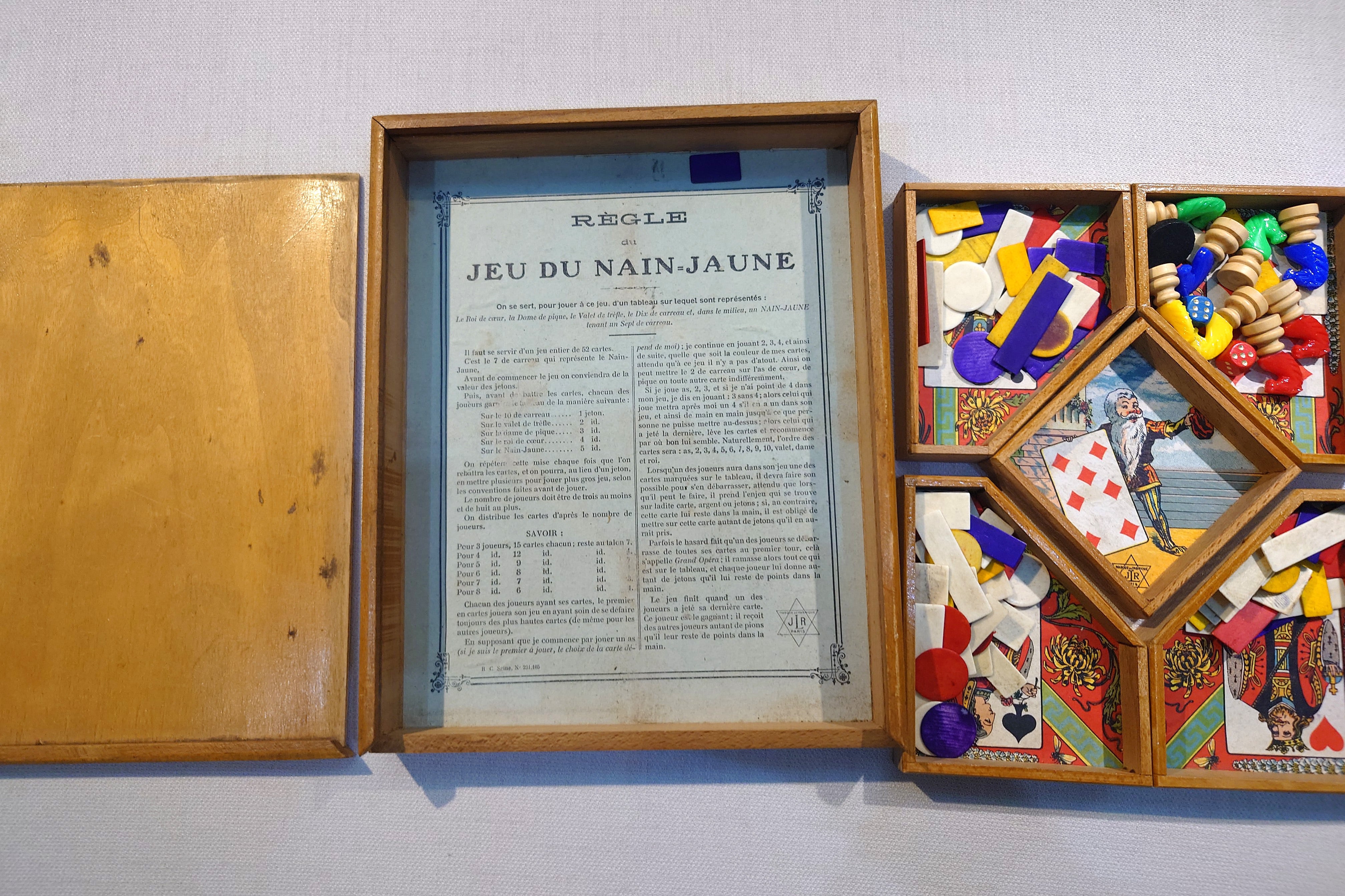 フランスアンティーク ゲーム「NAIN JAUNE」木箱 | Yocca Antique