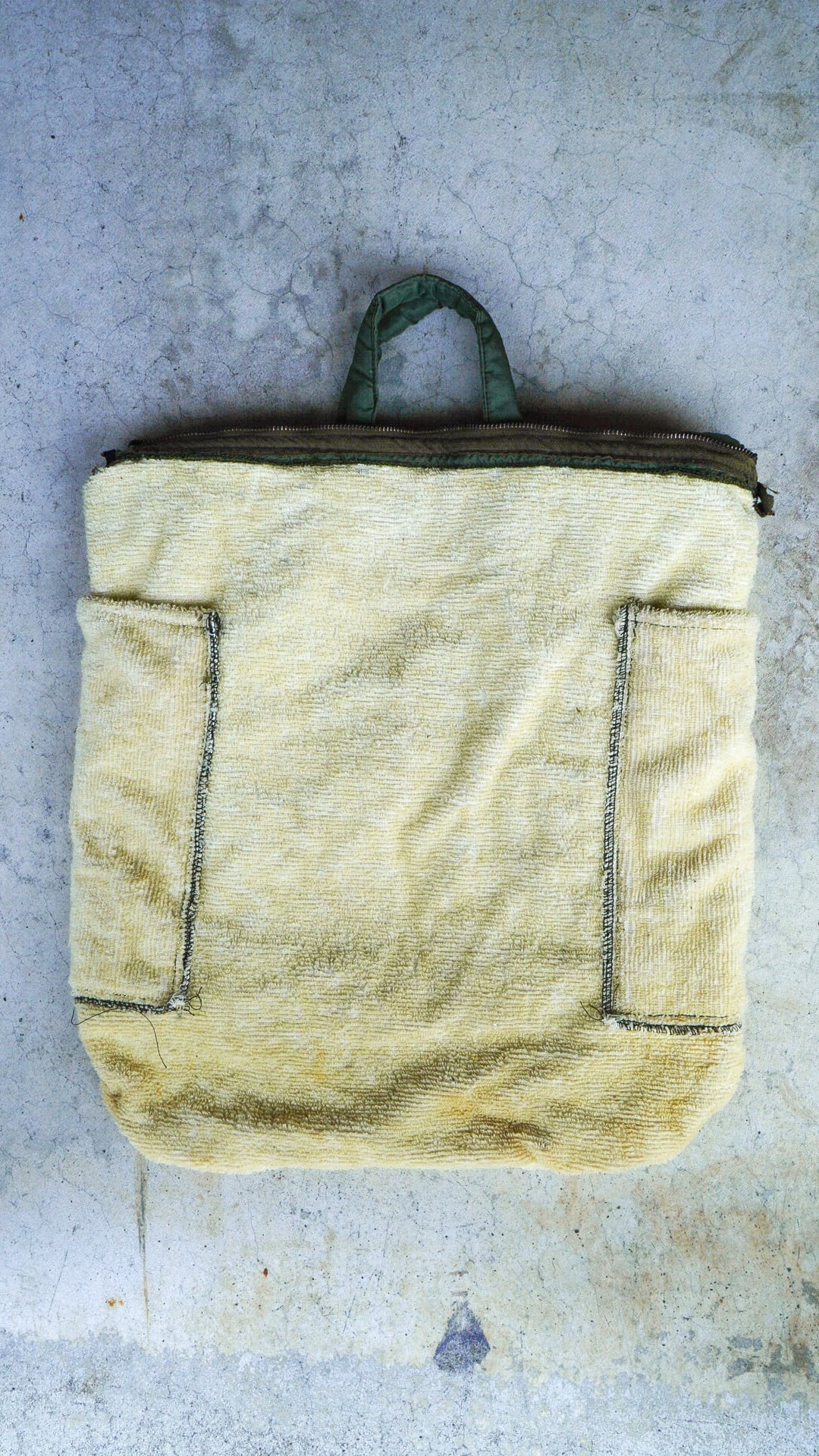 1973】米軍(アメリカ軍) ヘルメットバッグ ブラスジッパー 3rdモデル