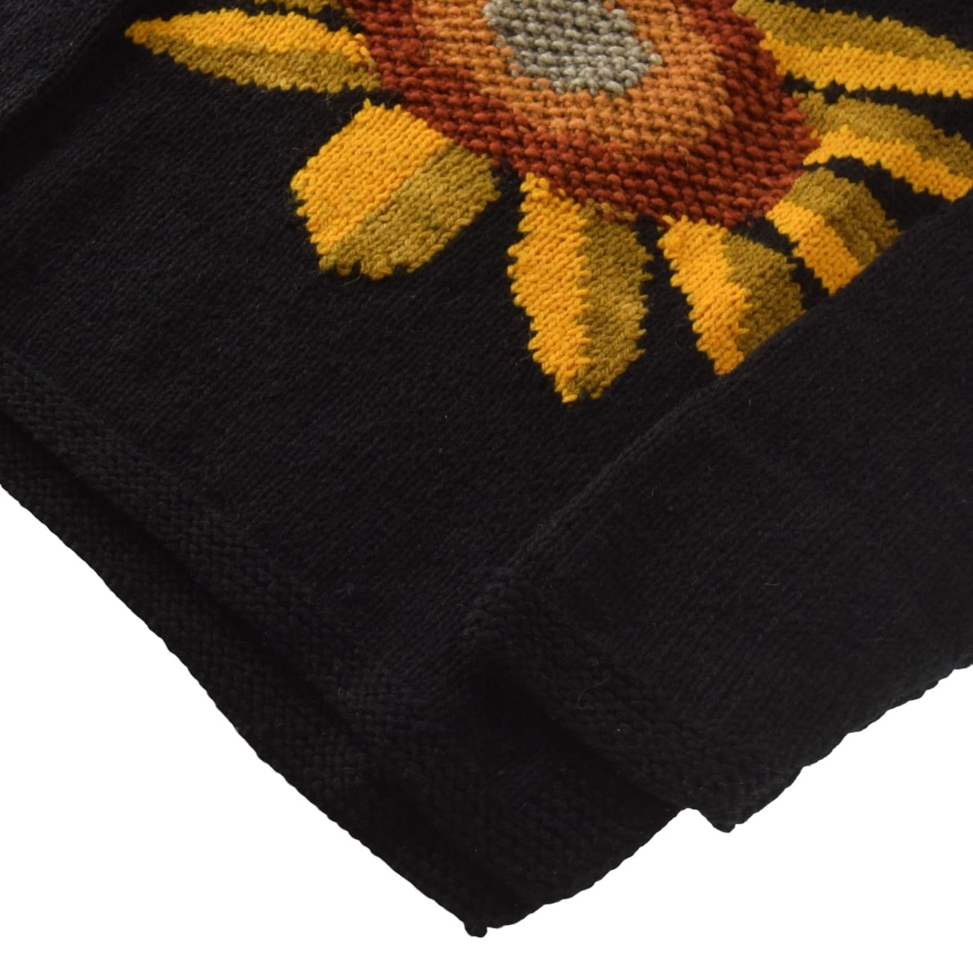 1980's Vintage Mock Neck Sun Flower Ecuador Knit Sweater XL Black