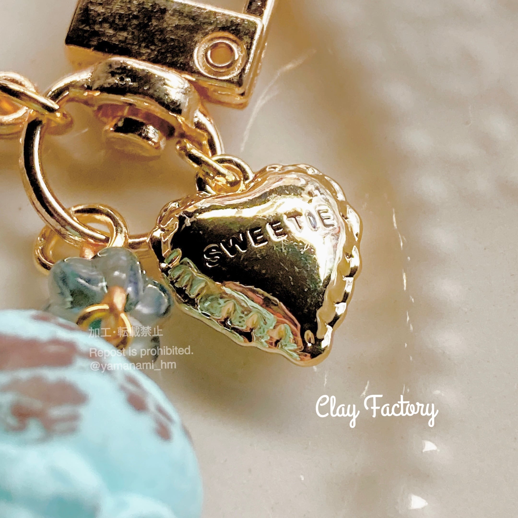 2段アイスのキーホルダー | Clay Factory