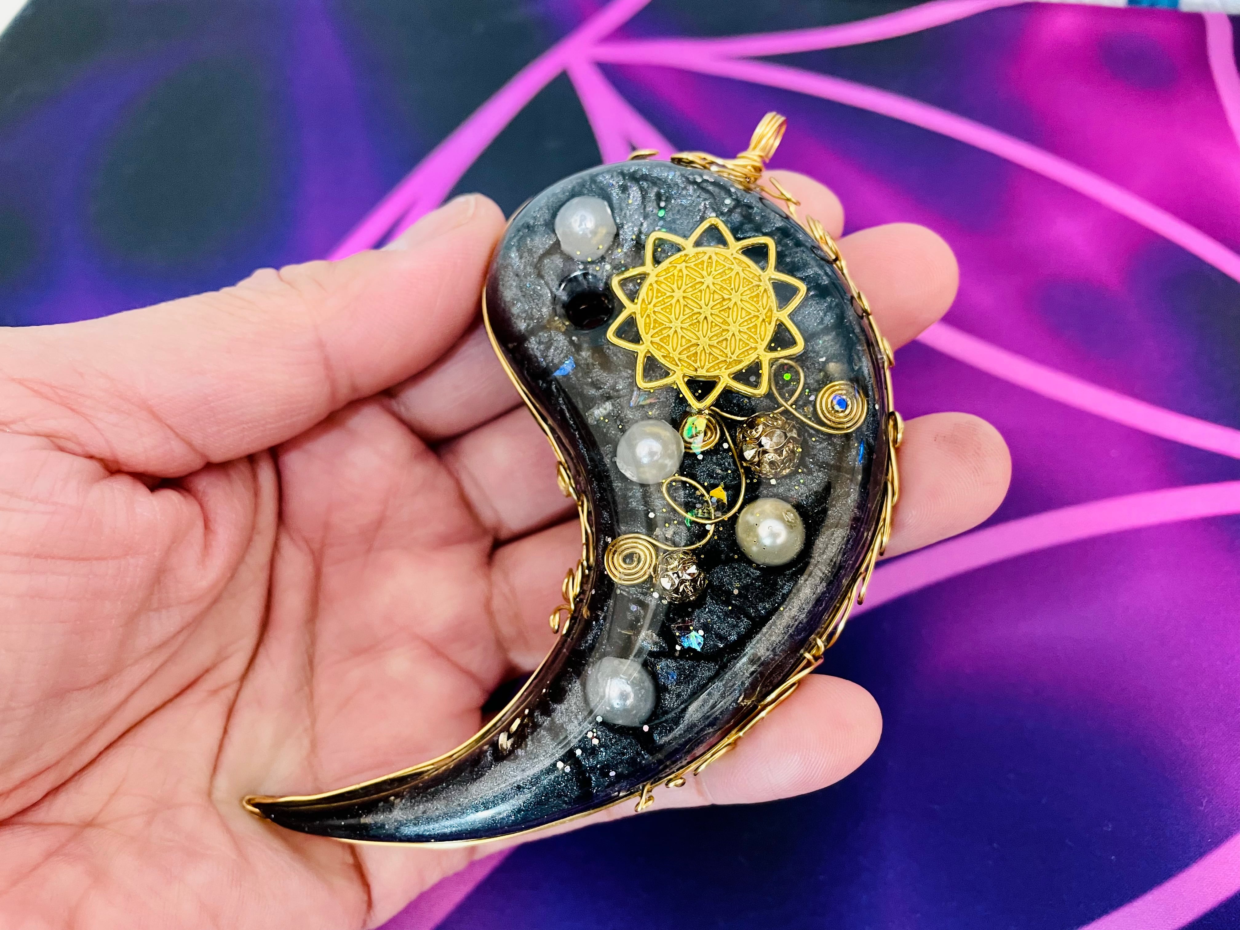 フィボナッチ勾玉オルゴナイト】フラワーオブライフ | オルゴナイト