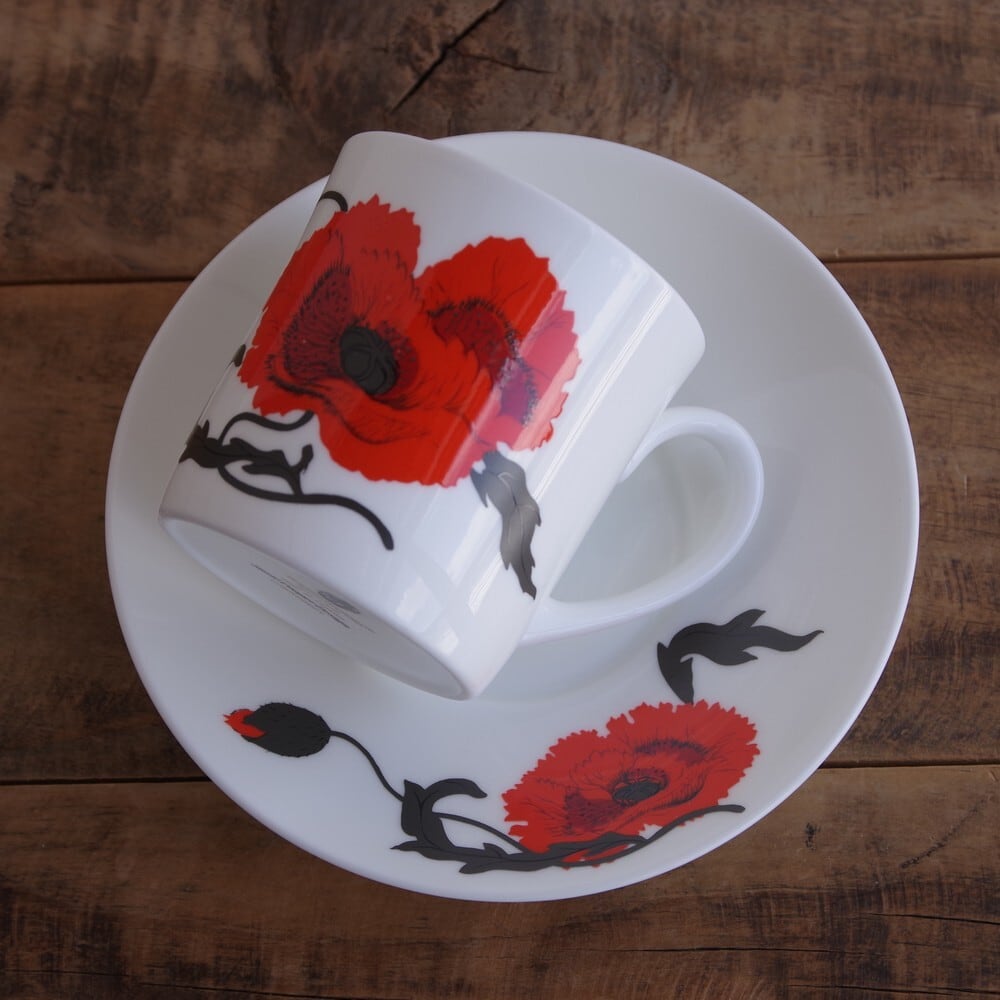 超レアー三角スタンプ！スージークーパー「赤い花柄」八角プレート