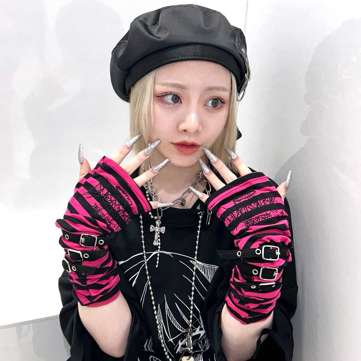 サブカル刺繍 ボーダー3ベルトアームウォーマー | VOLCAN&APHRODITE