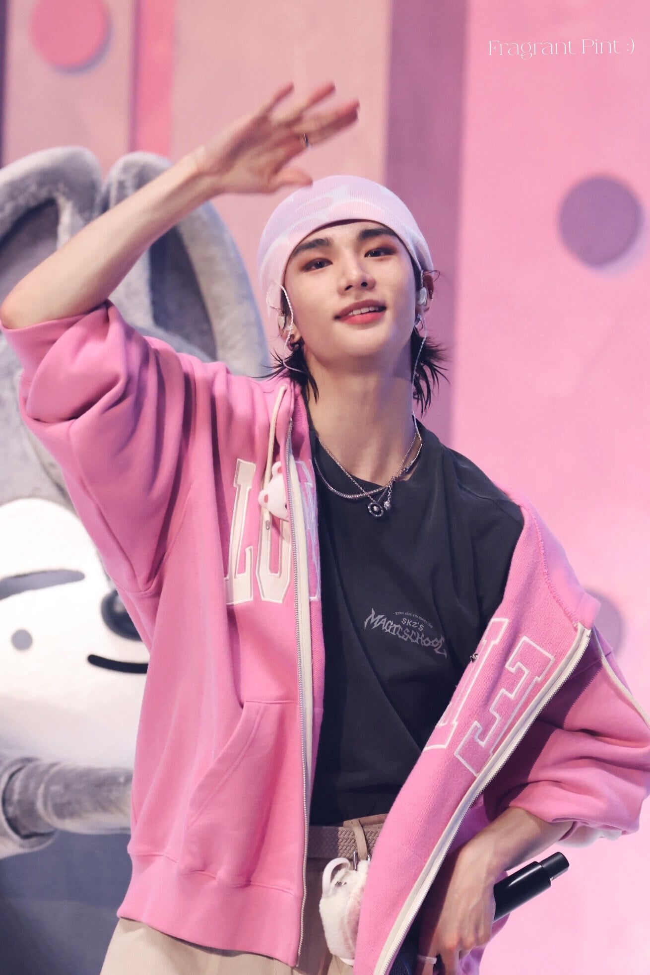 ☆Stray Kids ヒョンジン 着用！！【NOHANT】LONELY/LOVELY HOODIE ZIP