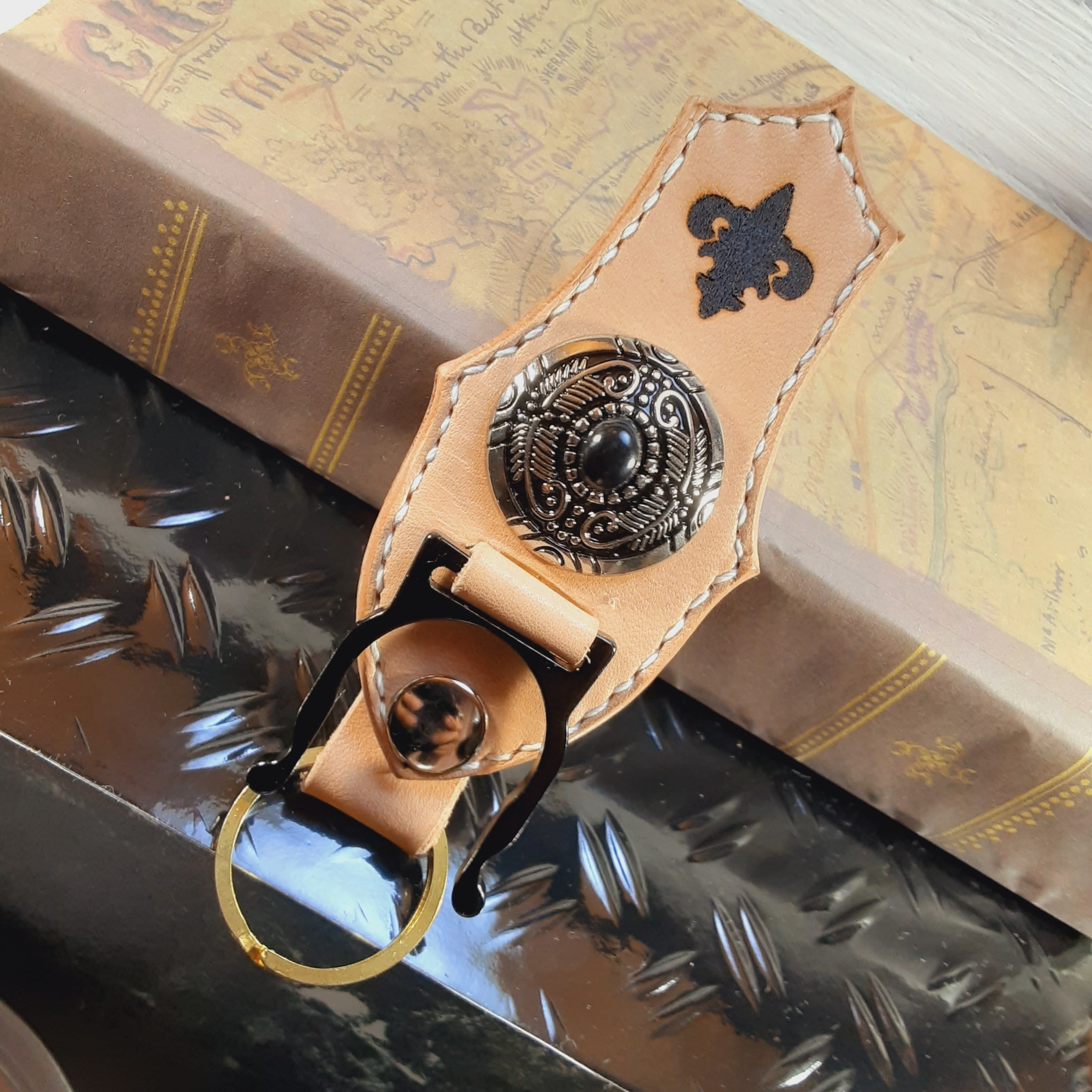 ドリンクホルダー付きベルトループ | シルバーアクセサリーRAMPAGE