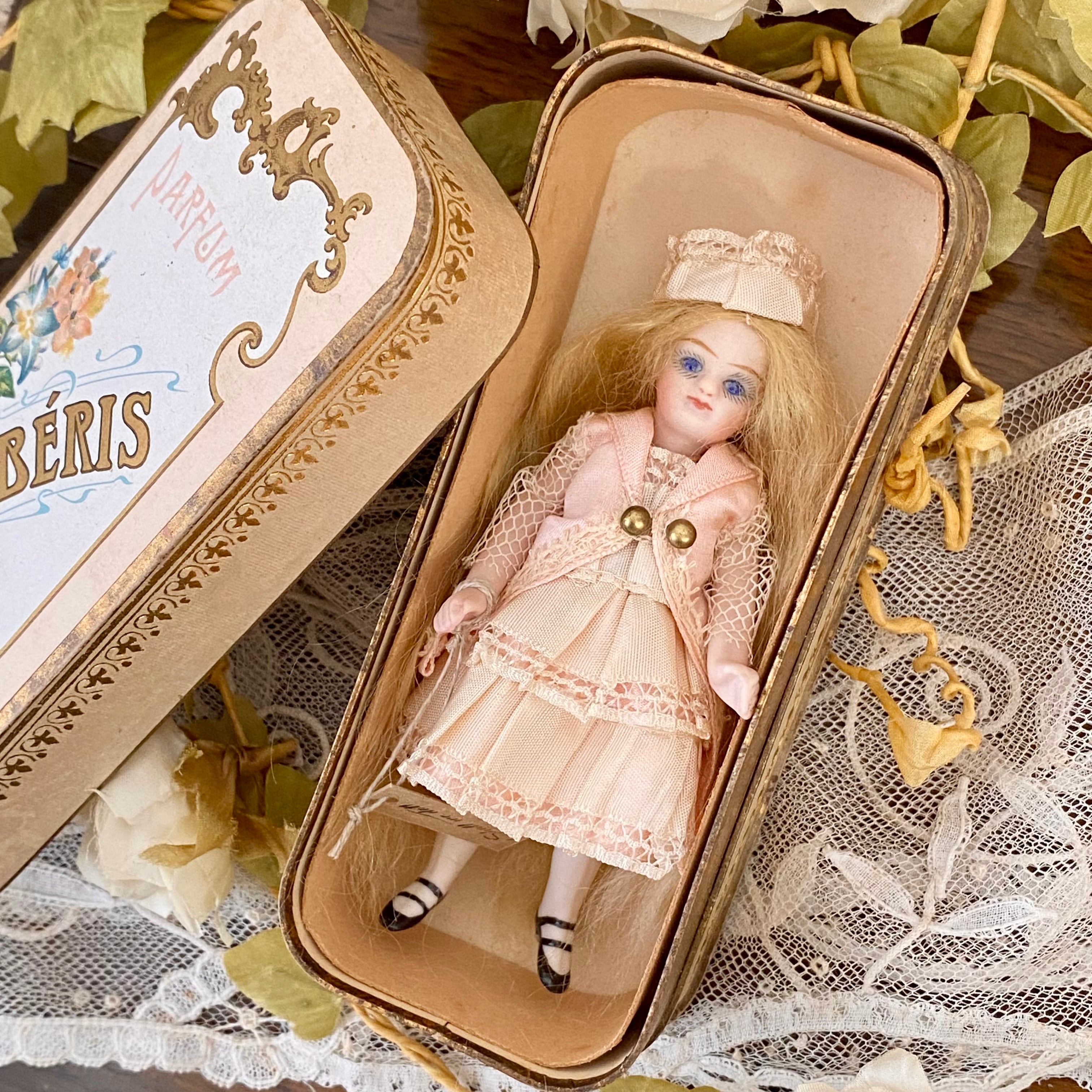 完成ドール】フレンチミニョネット1/ オールビスク/ 10.5cm/草苅尚代作