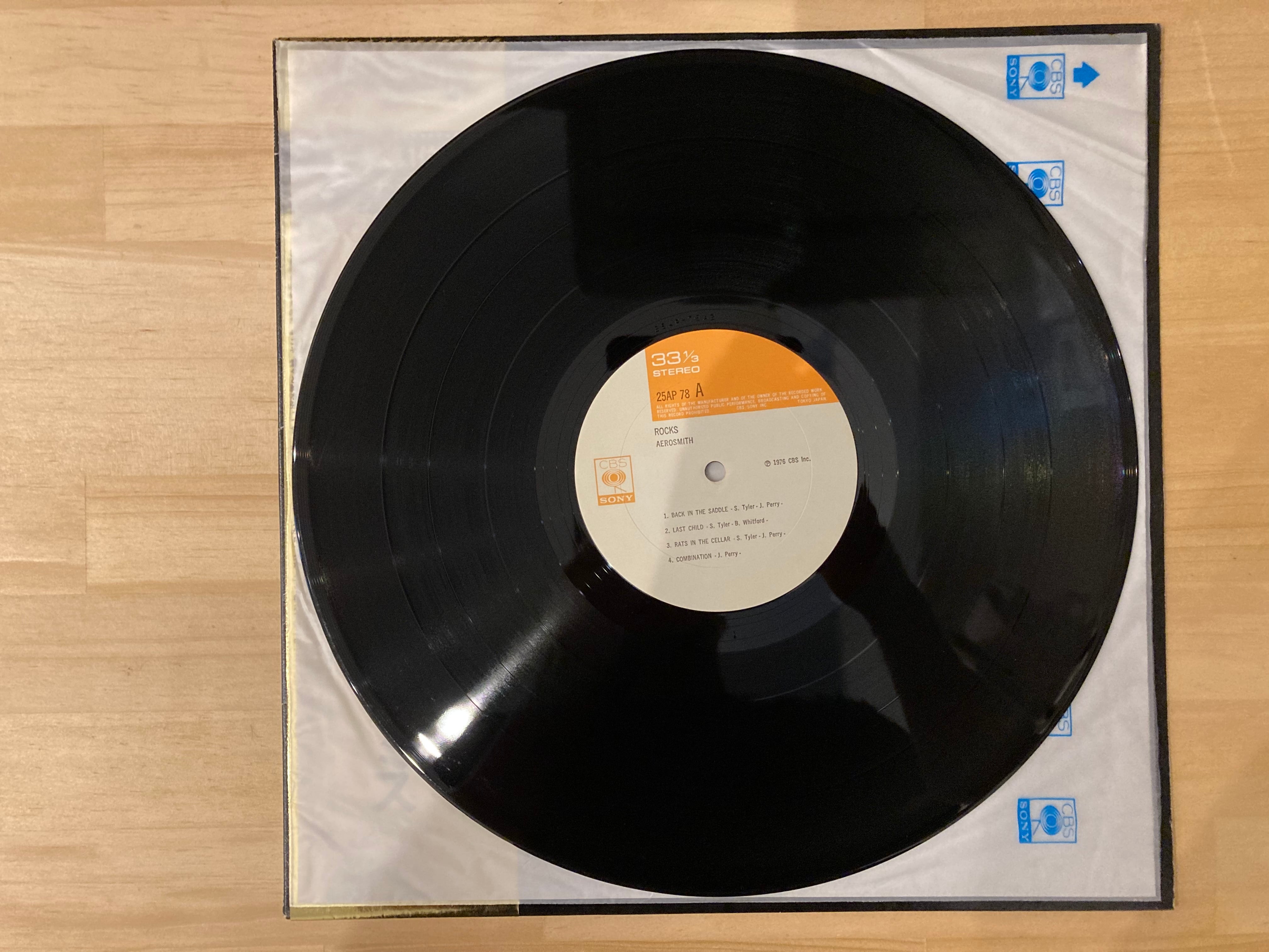 AEROSMITH / ROCKS | sixteen records (シックスティーンレコード)