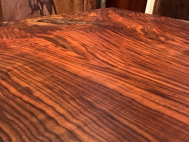 クラロウォールナット_1685×1150-910-1100×40_新宿店_テーブル天板