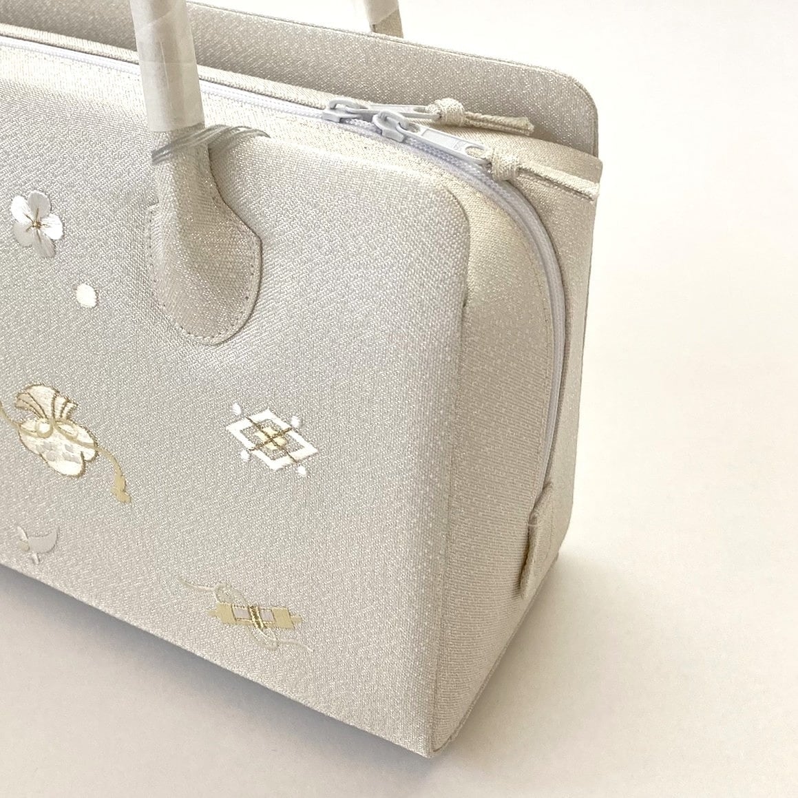 利休バッグ 宝尽くし刺繍 | きもの処 凛屋 ONLINE SHOP