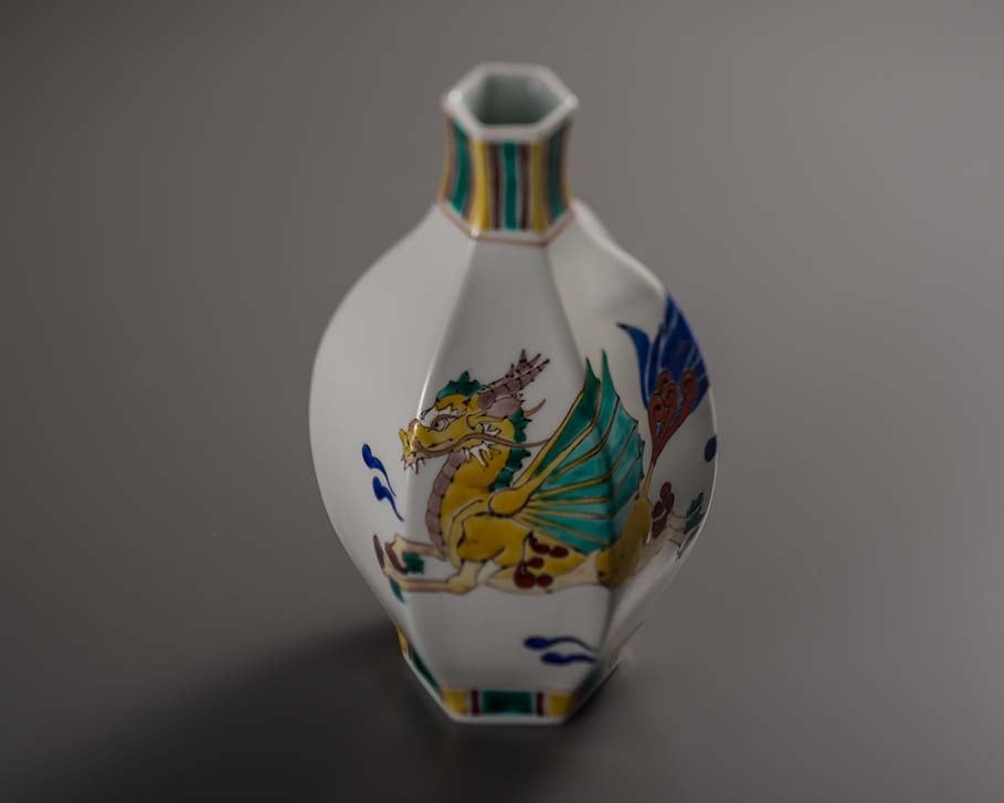 山近 泰】色絵花器『聖獣麒麟の絵』 | 九谷焼 大志窯