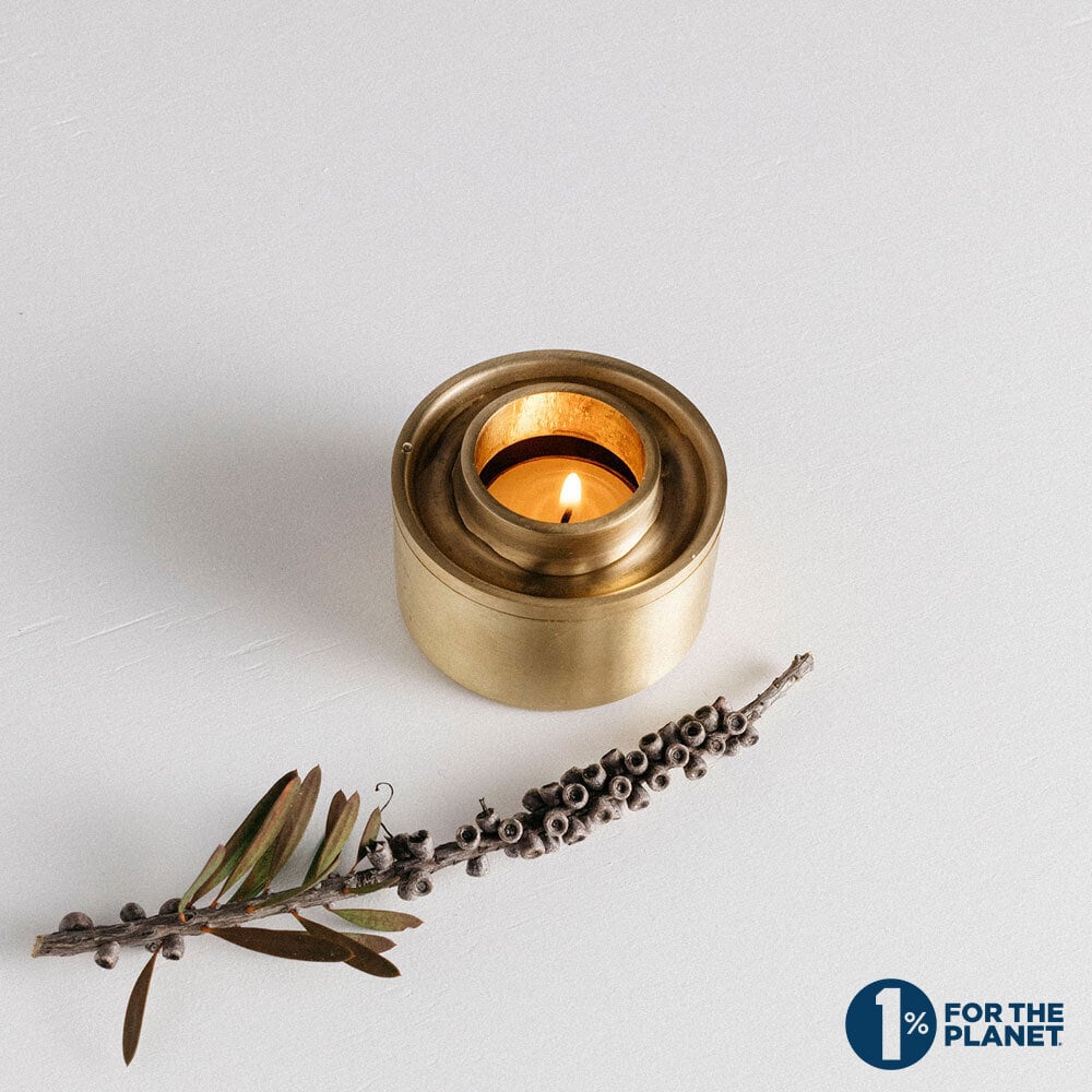 真鍮製のアロマポット》Asteroid Oil Burner-Addition Studio | a.278