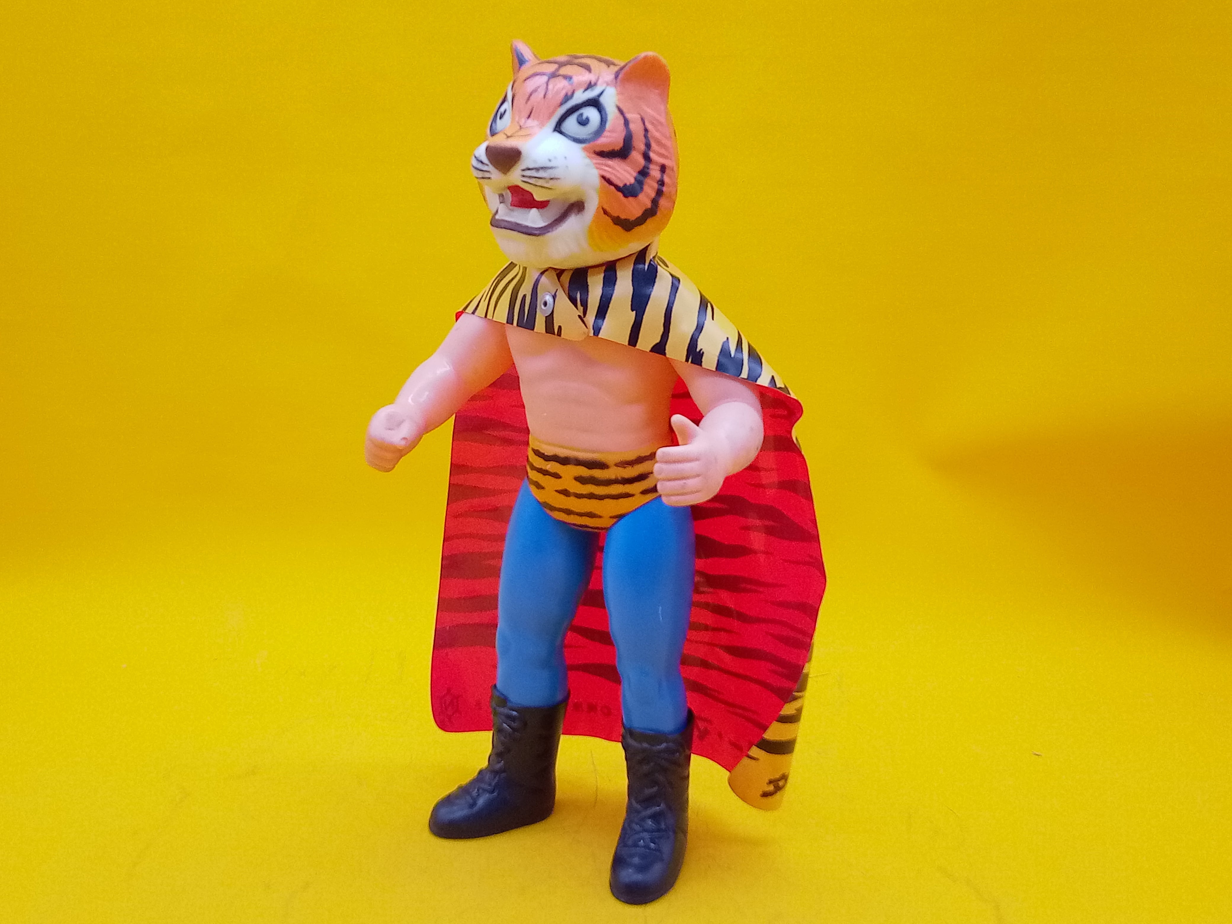 中嶋製作所 タイガーマスク ソフビ 面取れ 【88860405】 | TOYSKING.NEWS