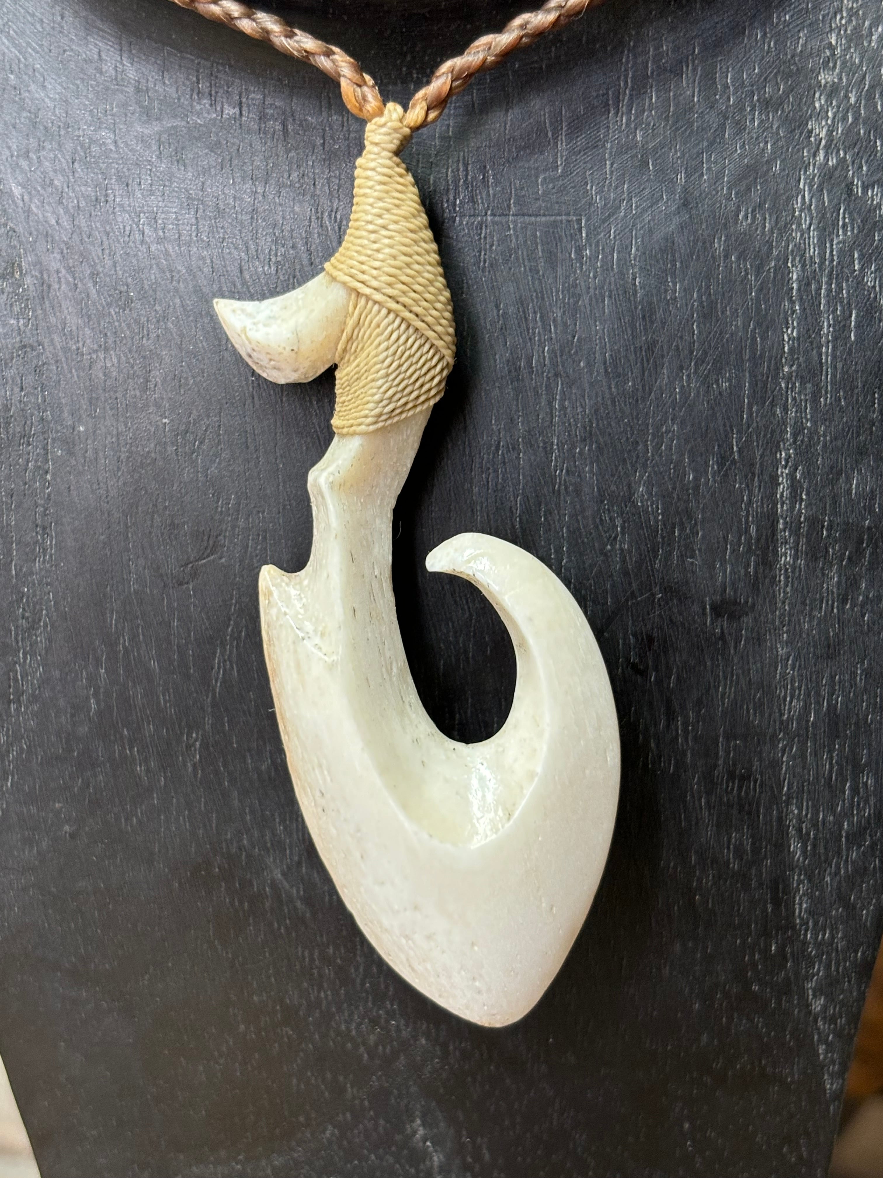 マッコウクジラ】ボーンカービングネックレス | Y's carving（ボーン