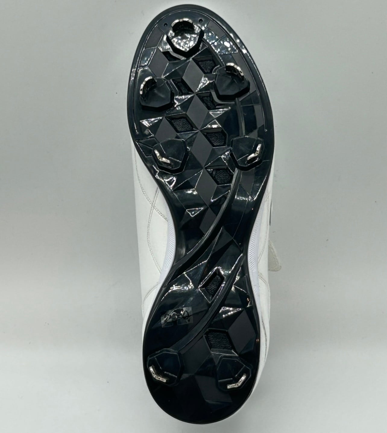 スパイク】玉澤 TCW-KN7B ホワイト ソール：埋め込み金具｜タマザワ