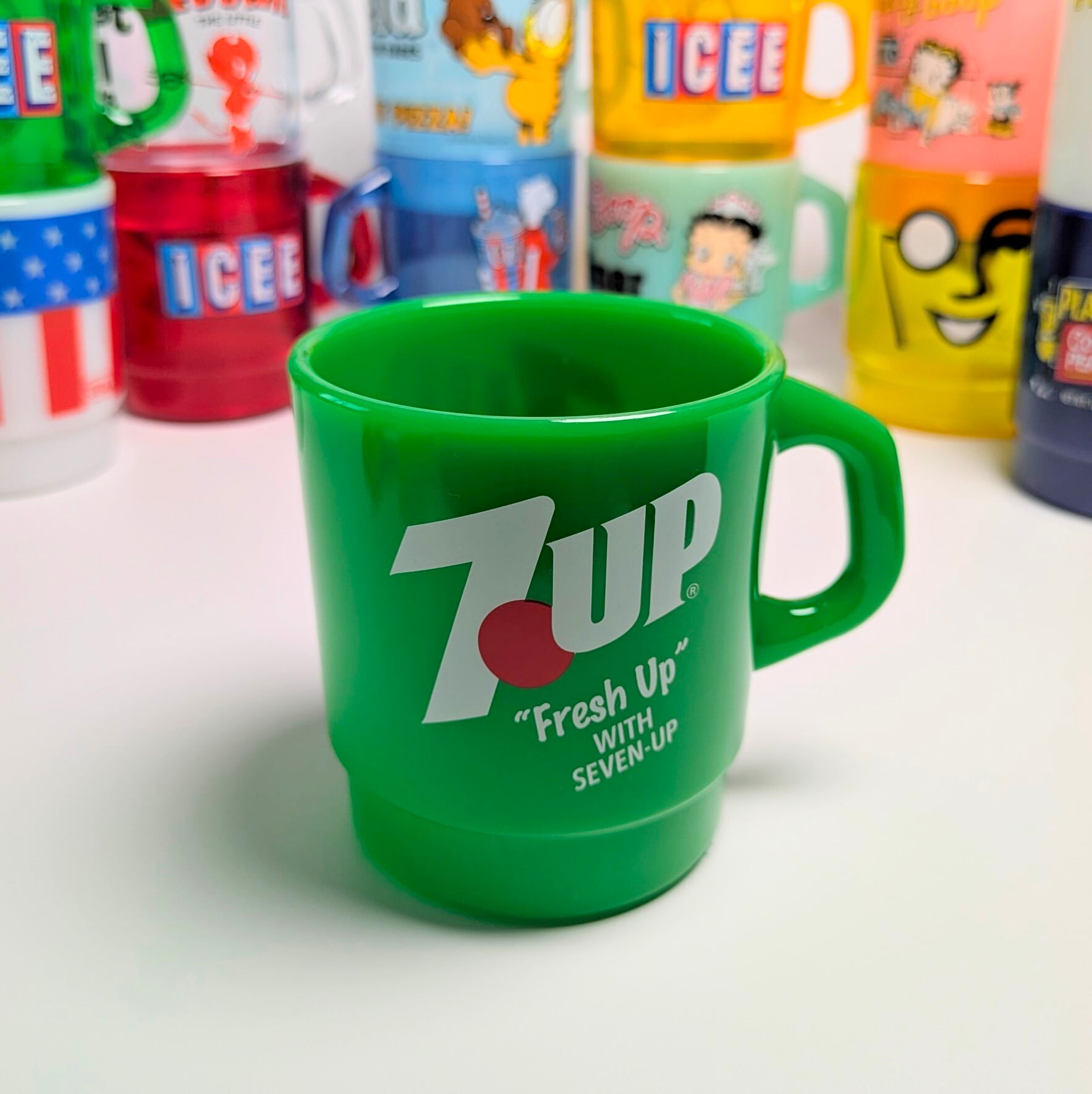 STACKING MUG / スタッキングマグ 積み重ねられるマグ 】 7UP ( セブン