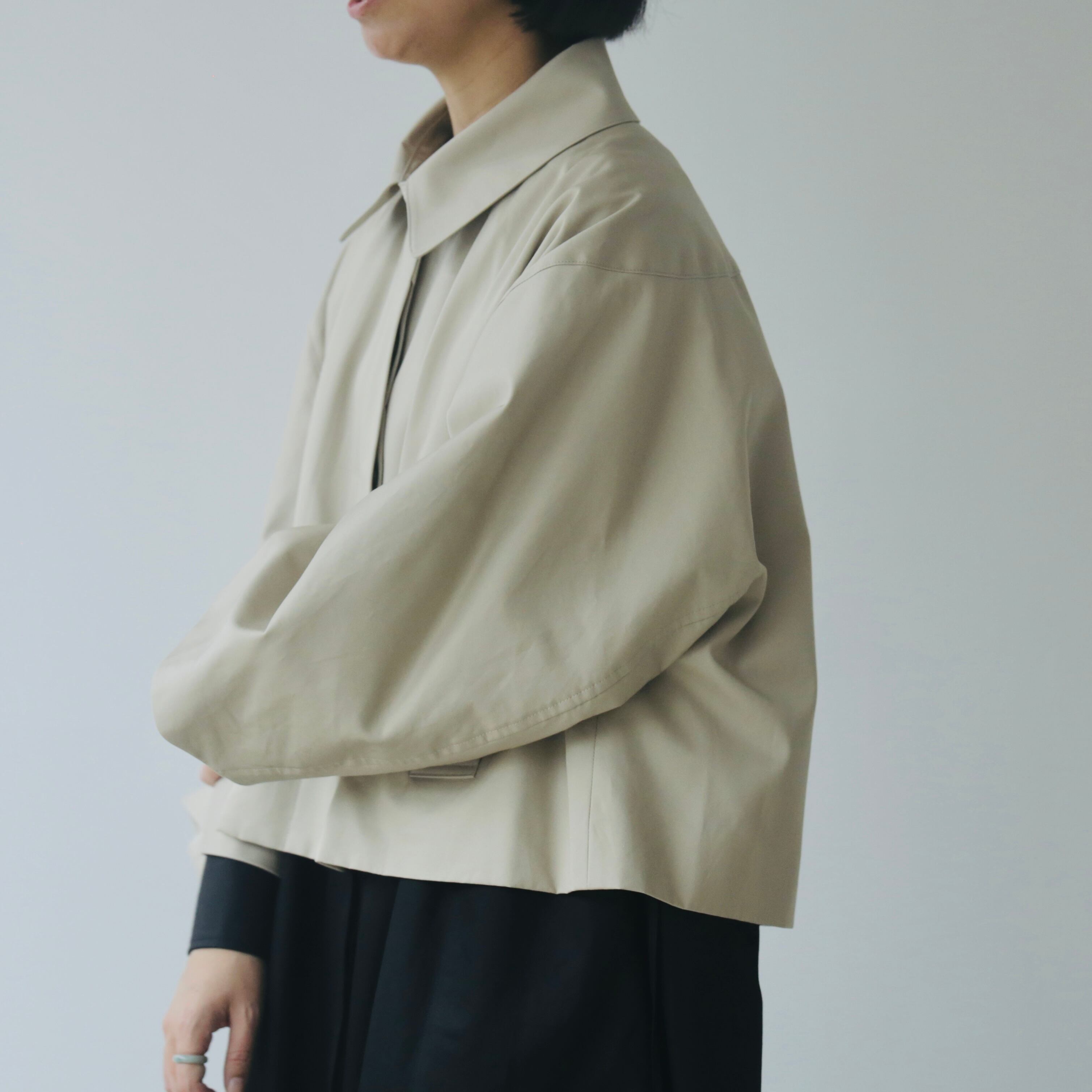 TENNE HANDCRAFTED MODERN ショートケープコート | Vie