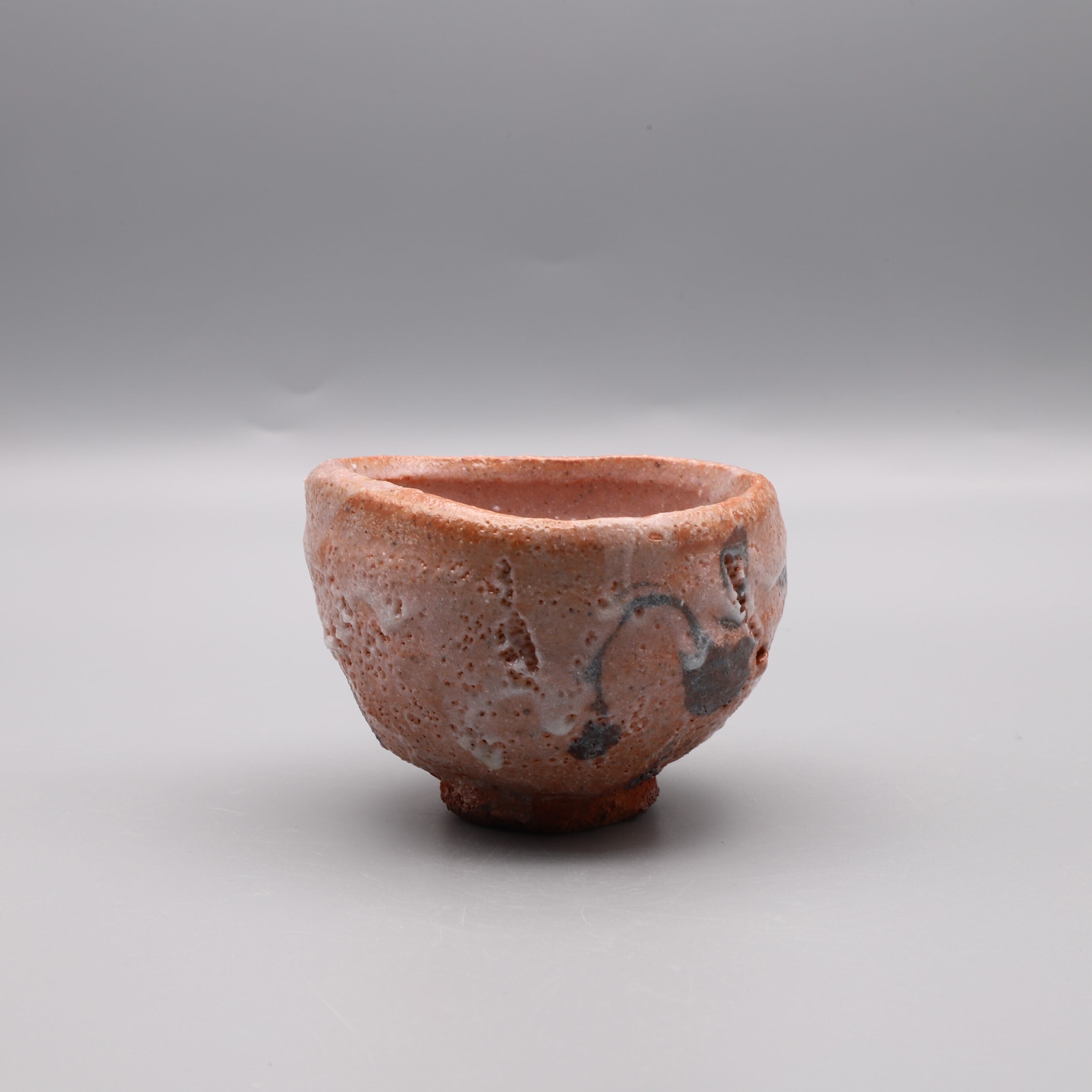 關 共歩 志野 徳利とぐい呑のセット Kyoho Seki, Shino sake bottle