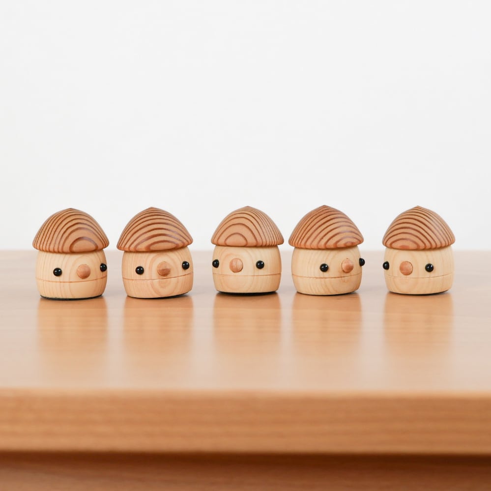 ふるさとどんぐり・木曽のカラマツとヒノキ | こまむぐ |公式通販