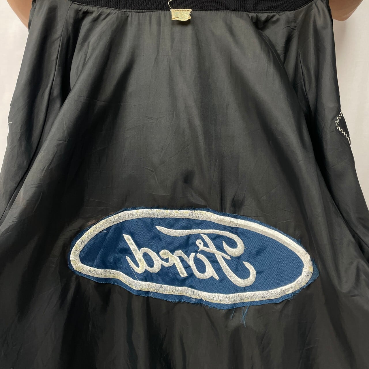 80年代 USA製 Ford 企業ロゴ ワッペン 刺繍 ナイロンサテン スタジャン