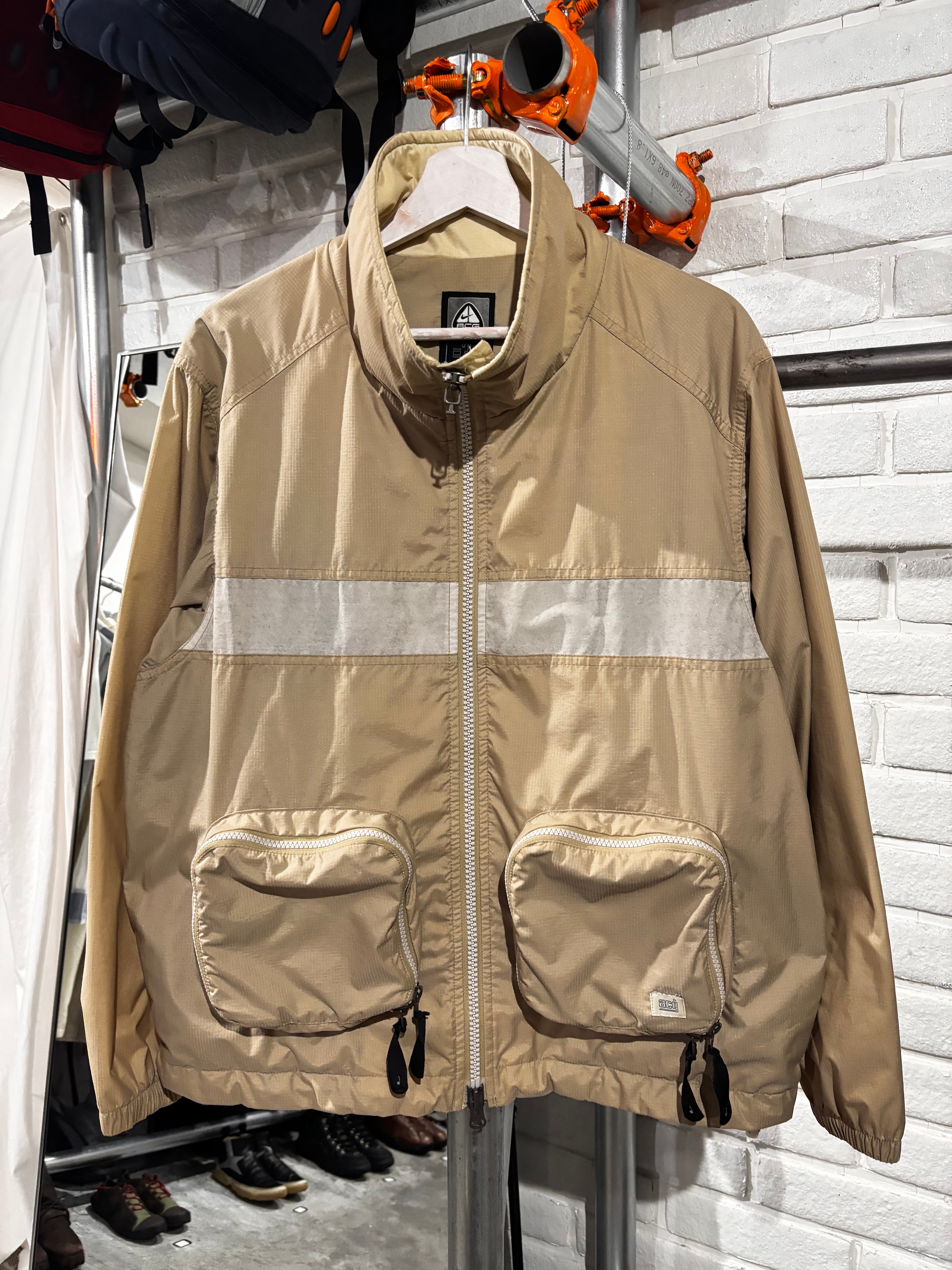 00s “NIKE ACG” 3D Pocket double zip nylon jacket | HITOCHIGAI